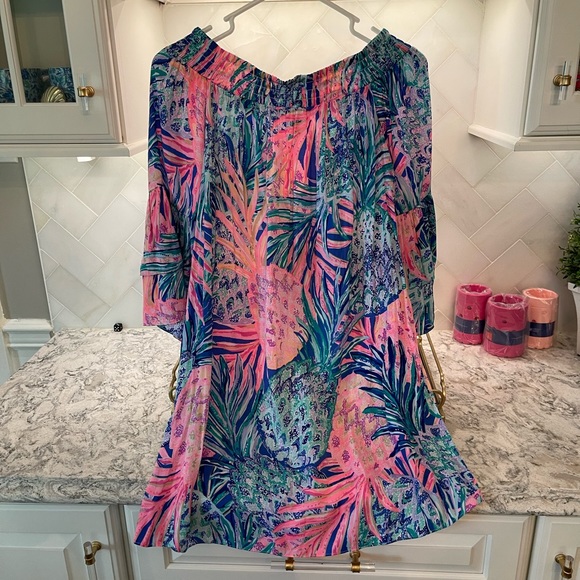 Like new Lilly Pulitzer Dress - Picture 2 of 4